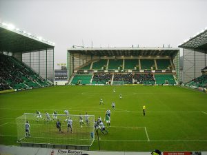 Sân Easter Road trong trận Hibernian gặp Kilmarnock