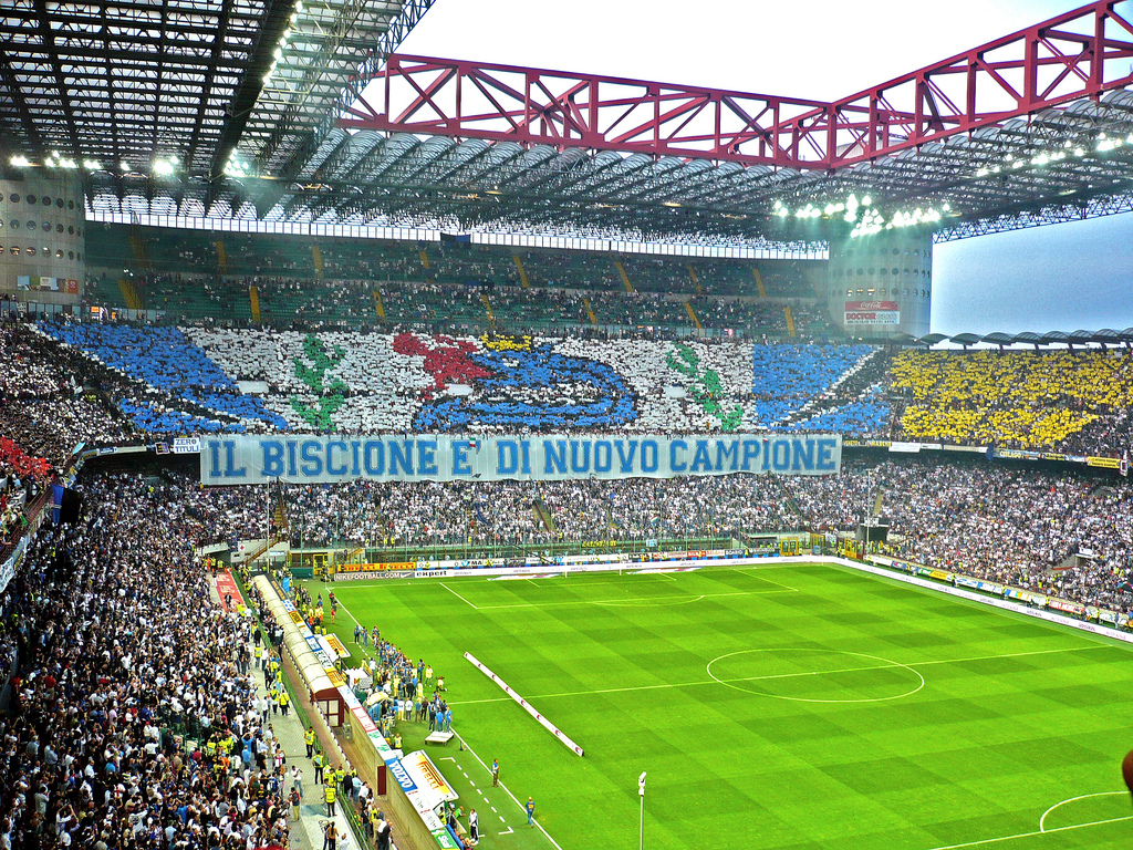 Sân San Siro gắn với câu lạc bộ Inter Milan