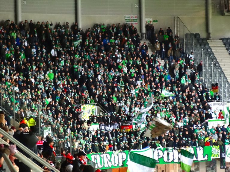 Toàn cảnh Stade Pierre-Mauroy, sân nhà của Lille OSC