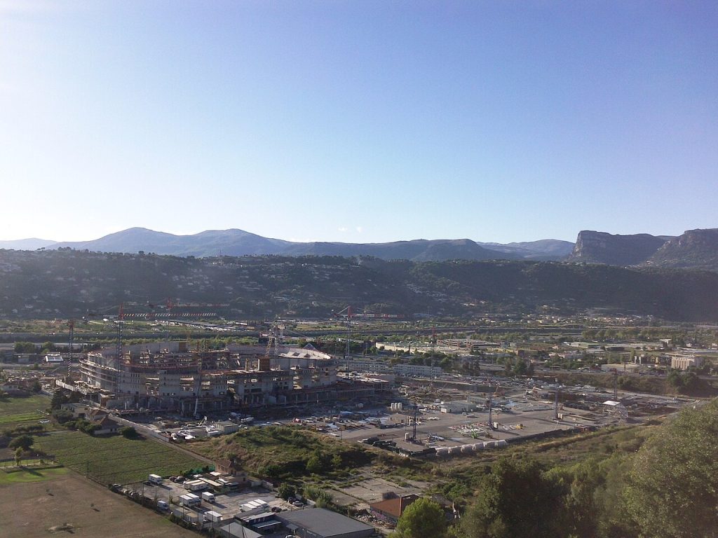 Toàn cảnh Allianz Riviera, sân nhà của OGC Nice