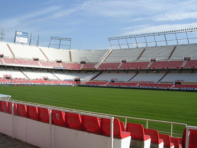 Toàn cảnh sân Ramón Sánchez-Pizjuán sân nhà Sevilla FC