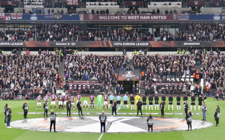 Trận West Ham gặp Eintracht Frankfurt ở UEFA Europa League