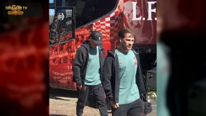 Alexis Mac Allister và Darwin Núñez trong trang phục Liverpool ngày 6/4/2025